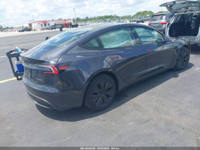 5YJ3E1EB8RF797501 Tesla 2024