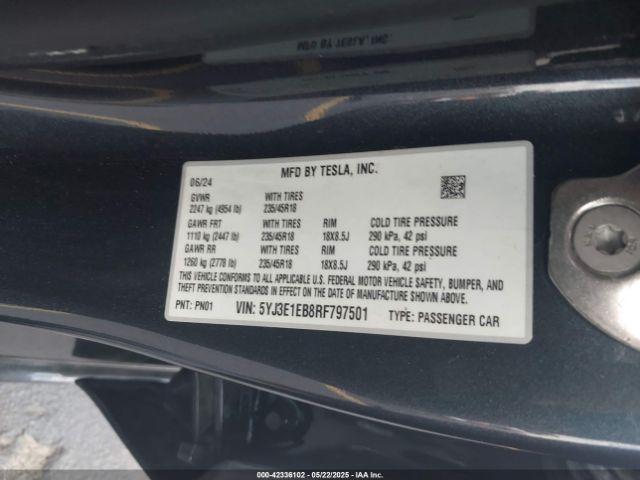 5YJ3E1EB8RF797501 Tesla 2024