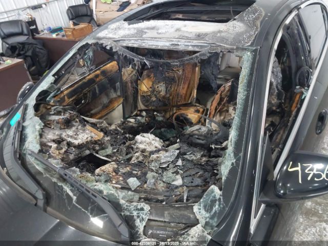 2010 JAGUAR XF SAJWA0GB7ALR77474 Photo 5