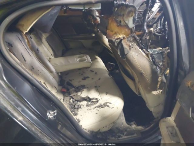 2010 JAGUAR XF SAJWA0GB7ALR77474 Photo 7