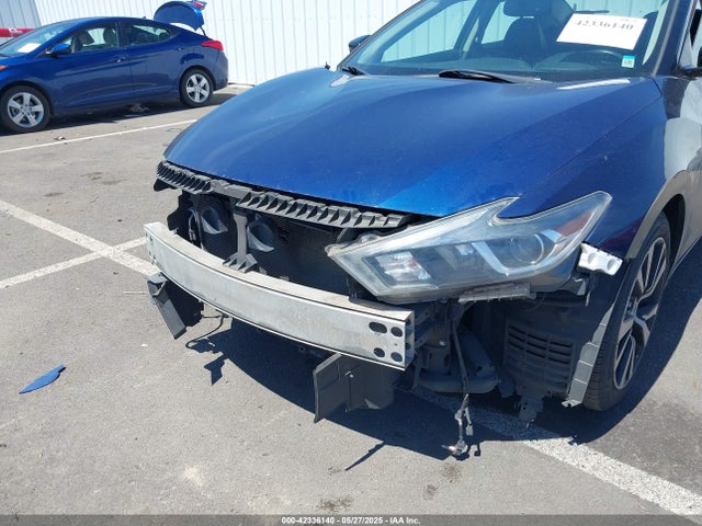 1N4AA6AP8JC380310 Nissan 2018