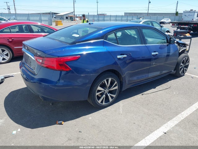1N4AA6AP8JC380310 Nissan 2018