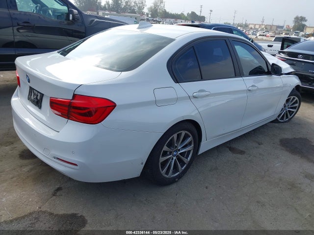 WBA8E1G32HNU17352 BMW 2017