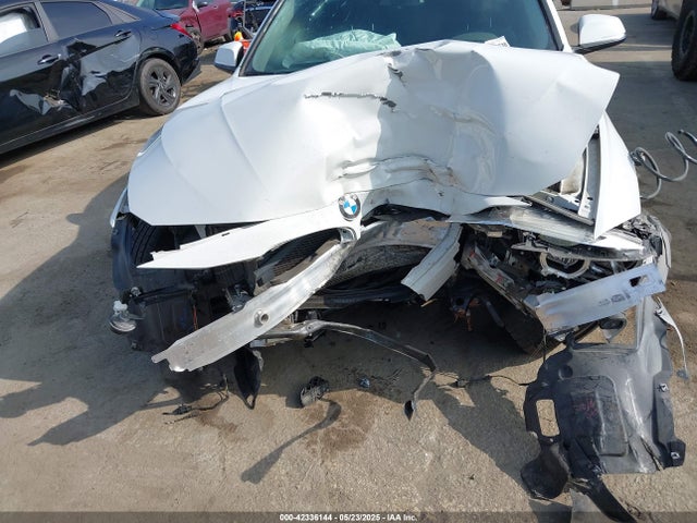 WBA8E1G32HNU17352 BMW 2017
