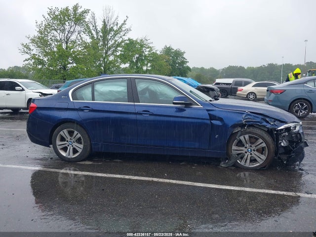 BMW 330e 2018 WBA8E1C50JA167694 Image 13