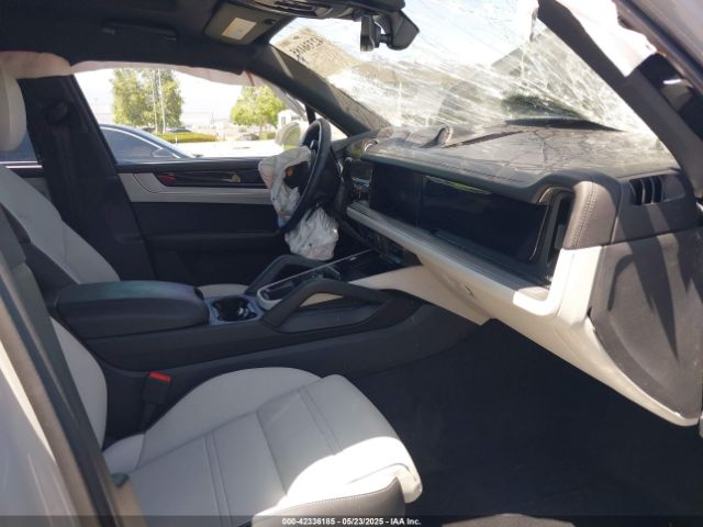 2024 PORSCHE CAYENNE WP1AL2AYXRDA35628 Photo 4