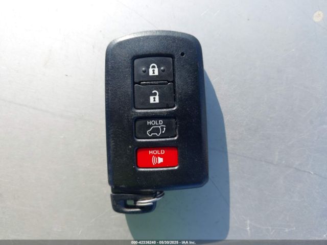 JTMWFREV4JD113719 Toyota Rav4 Adventure/xle