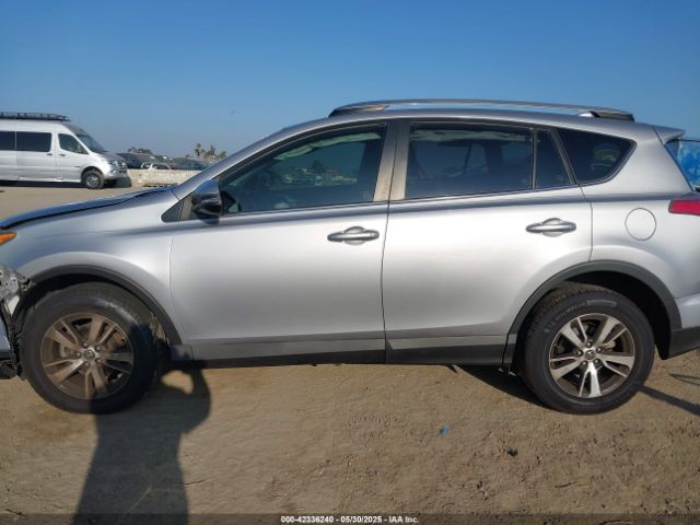 JTMWFREV4JD113719 Toyota Rav4 Adventure/xle