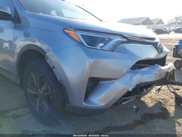 JTMWFREV4JD113719 Toyota Rav4 Adventure/xle