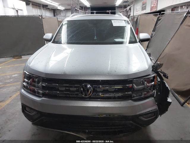 Volkswagen 2018 2018 1V2NR2CA2JC568583 Image 12