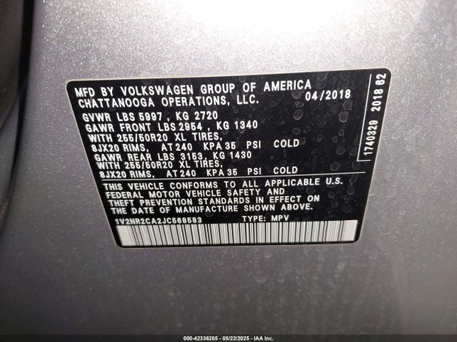 Volkswagen 2018 2018 1V2NR2CA2JC568583 Image 9