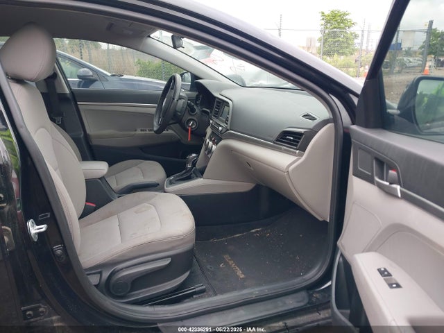 5NPD74LF7KH430814 Hyundai ELANTRA SE