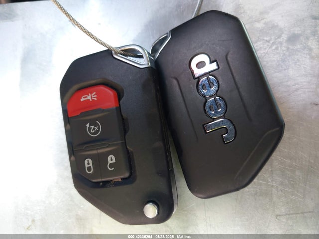 1C6HJTAG8PL572270 Jeep Gladiator Sport S 4x4