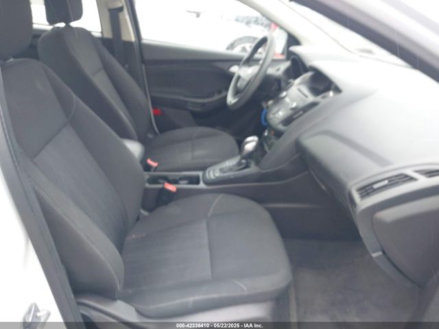 1FADP3F28GL276450 Ford FOCUS SE