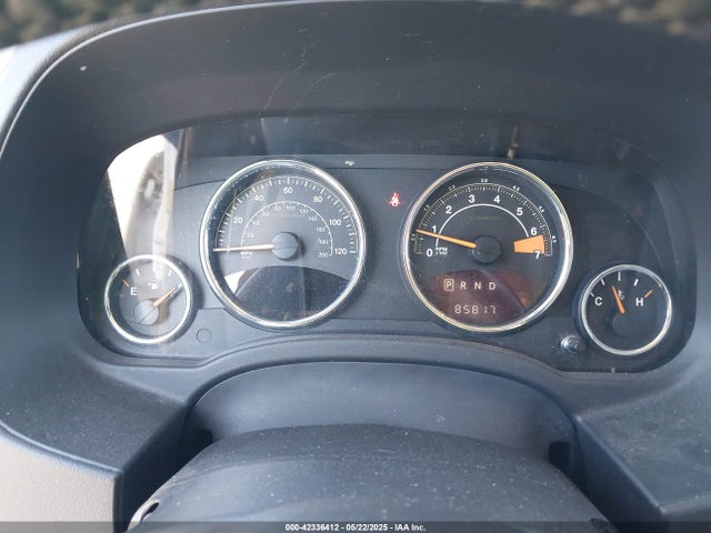 1C4NJDEB3HD109478 Jeep 2017