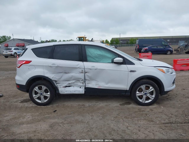 1FMCU9GX7FUA89278 Ford ESCAPE SE