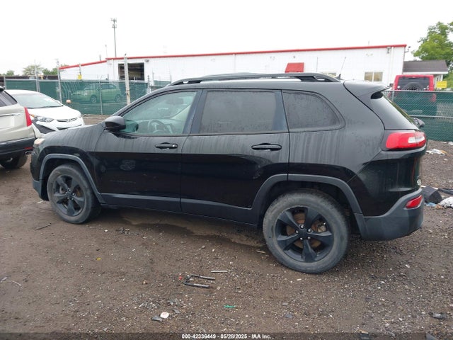 Продажа на аукционе авто 2016 Jeep Cherokee Altitude, vin: 1C4PJMCBXGW112540, номер лота: 42336449