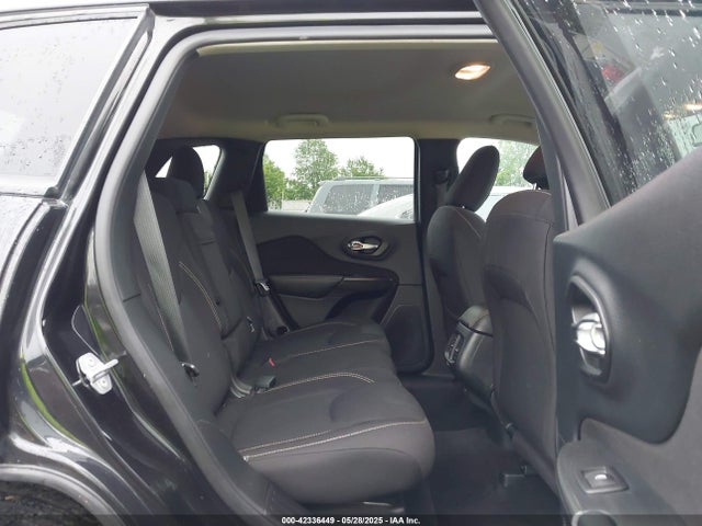 Продажа на аукционе авто 2016 Jeep Cherokee Altitude, vin: 1C4PJMCBXGW112540, номер лота: 42336449