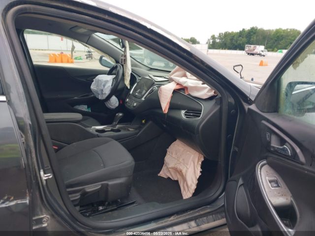 2017 CHEVROLET MALIBU 1G1ZE5STXHF144704 Photo 4