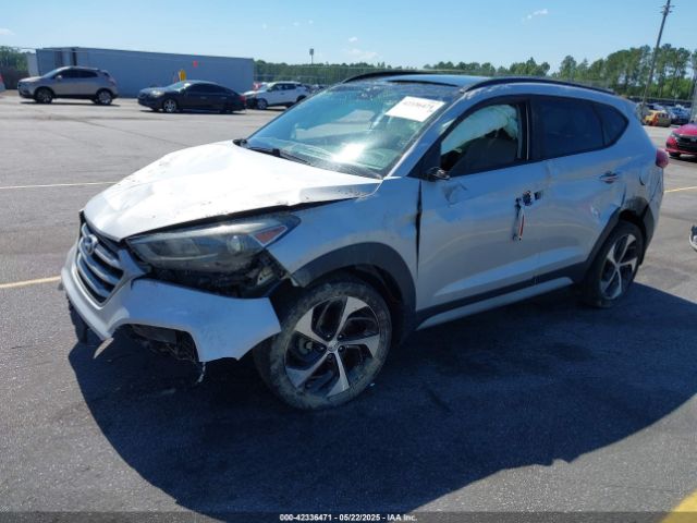 KM8J3CA26JU697306 Hyundai Tucson Value