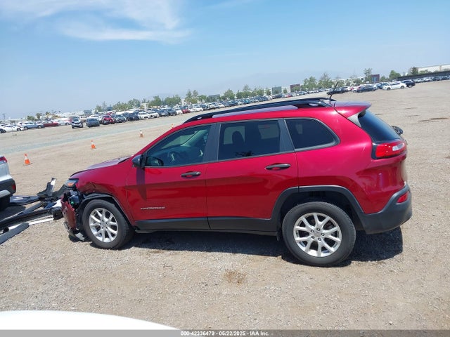 1C4PJLAB8GW216912 Jeep 2016