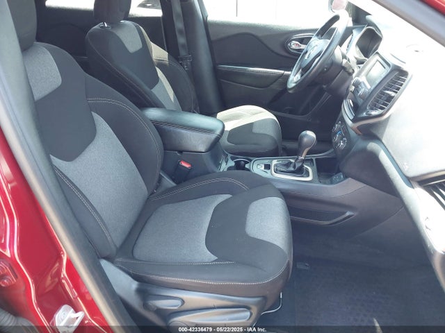 1C4PJLAB8GW216912 Jeep 2016