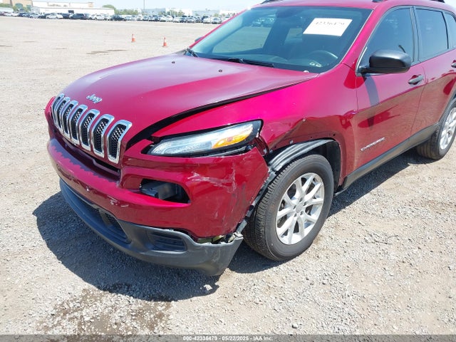 1C4PJLAB8GW216912 Jeep 2016