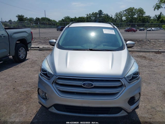 1FMCU0HDXJUD26290 Ford ESCAPE SEL