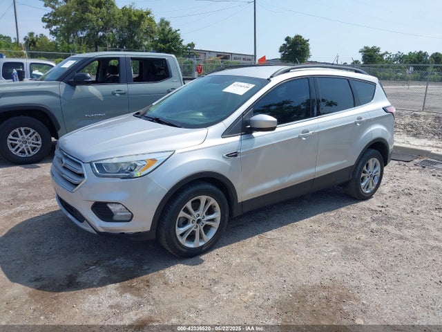 1FMCU0HDXJUD26290 Ford ESCAPE SEL