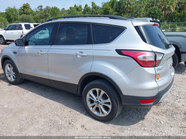 1FMCU0HDXJUD26290 Ford ESCAPE SEL
