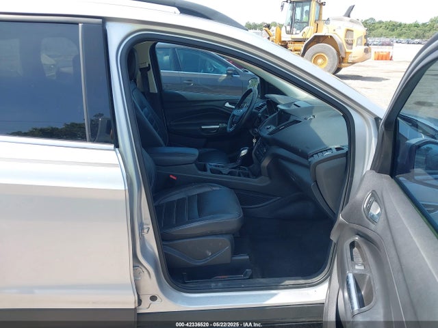 1FMCU0HDXJUD26290 Ford ESCAPE SEL