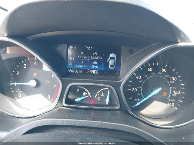 1FMCU0HDXJUD26290 Ford ESCAPE SEL