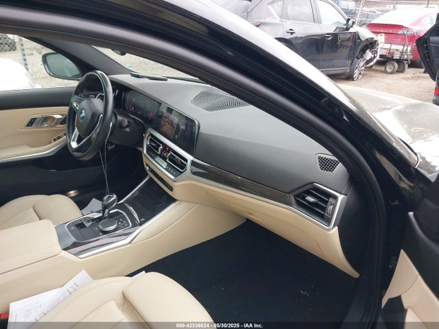 3MW5R7J08L8B23944 BMW 330I