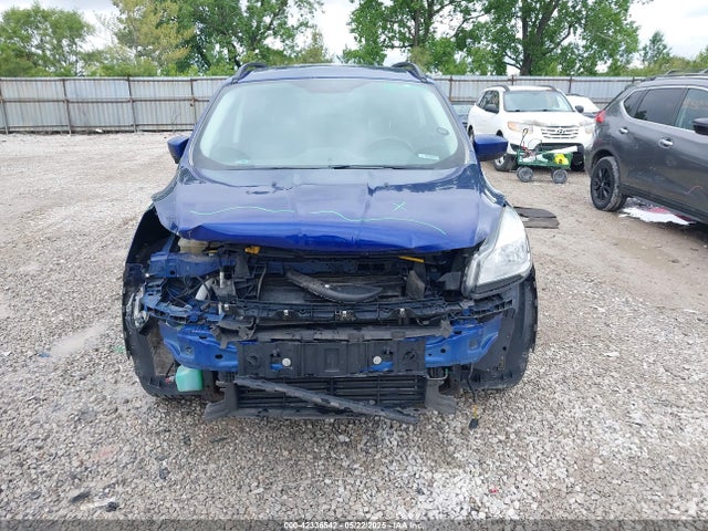 1FMCU0GX3GUB57198 Ford ESCAPE SE