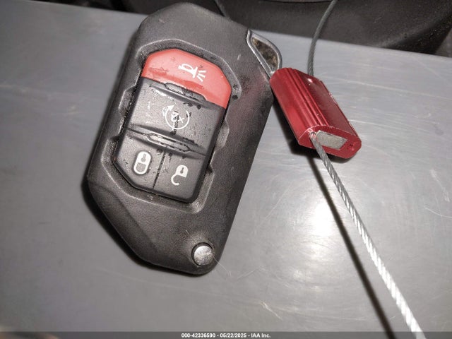 1C4HJXEN1MW529568 Jeep Wrangler