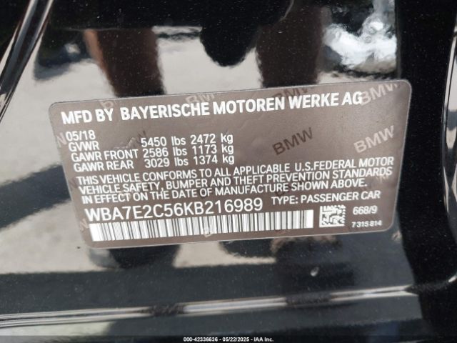2019 BMW 740I WBA7E2C56KB216989 Photo 8