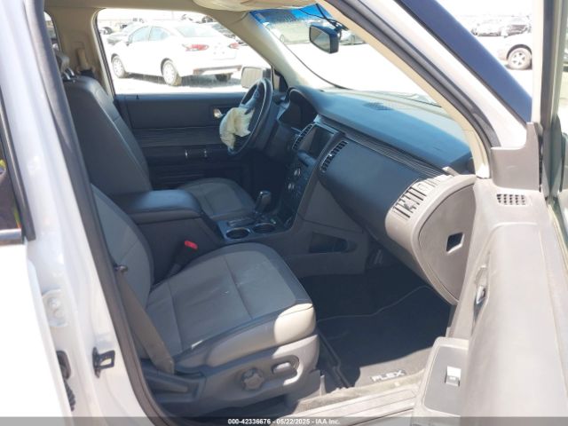 2FMGK5C87GBA16076 Ford FLEX SEL