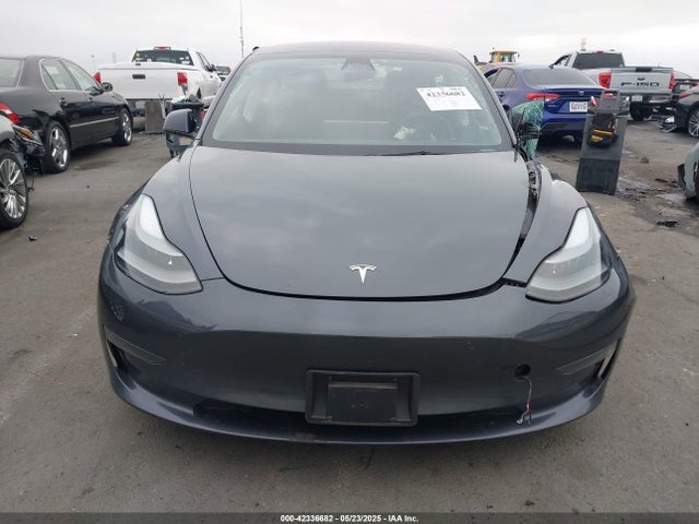Tesla MODEL 3 2023 5YJ3E1EA4PF705949 Image 12