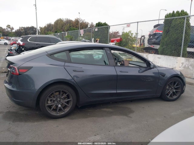Tesla MODEL 3 2023 5YJ3E1EA4PF705949 Image 13