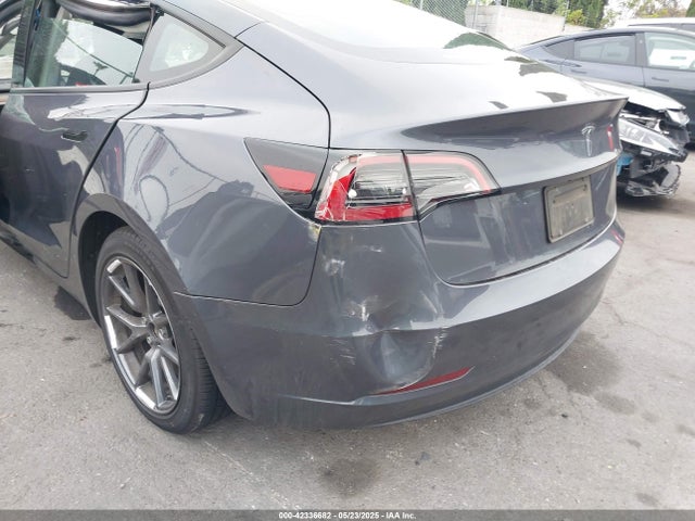 Tesla MODEL 3 2023 5YJ3E1EA4PF705949 Image 19