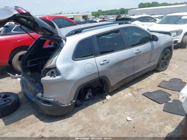 1C4PJLCB7JD542457 Jeep Cherokee