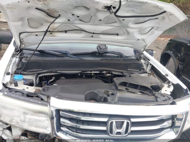5FNYF4H26EB017330 Honda PILOT LX
