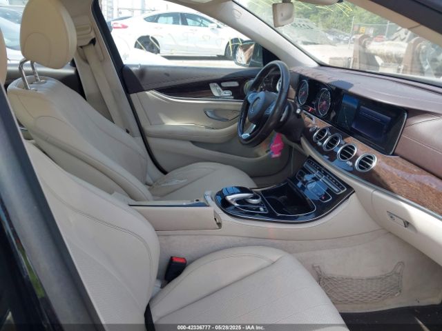 2017 MERCEDES-BENZ E 300 WDDZF4KB2HA126271 Photo 4