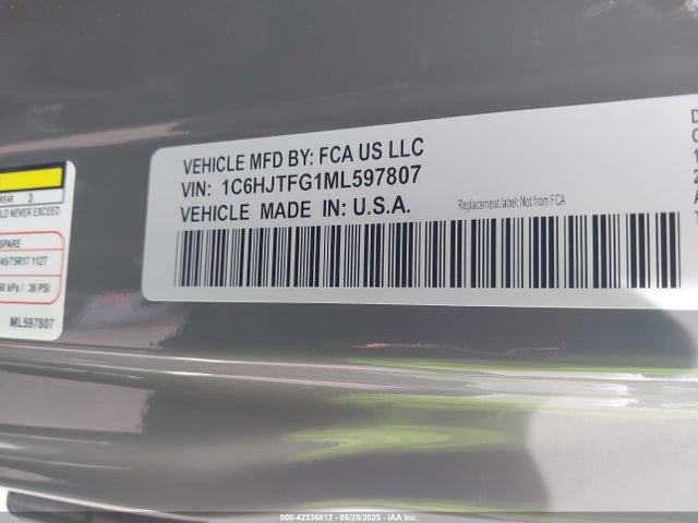 1C6HJTFG1ML597807 Jeep Gladiator Overland 4x4