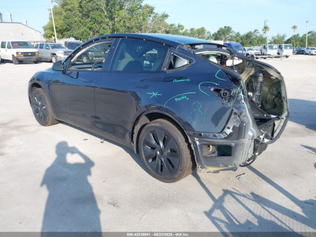 2024 TESLA MODEL Y 7SAYGDED6RA334775 Photo 2