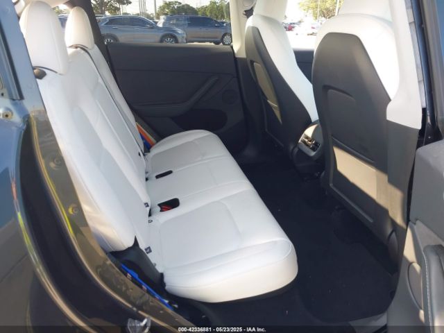 2024 TESLA MODEL Y 7SAYGDED6RA334775 Photo 7