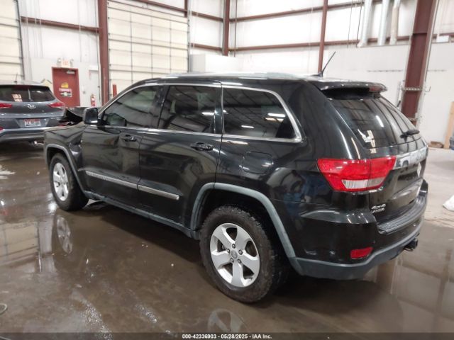 2011 JEEP GRAND CHEROKEE 1J4RR4GG4BC636097 Photo 2