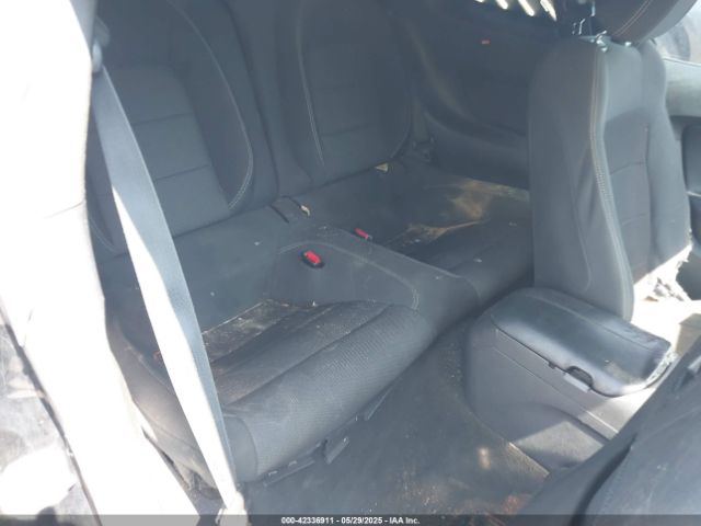 1FA6P8AM1G5294601 Ford Mustang V6