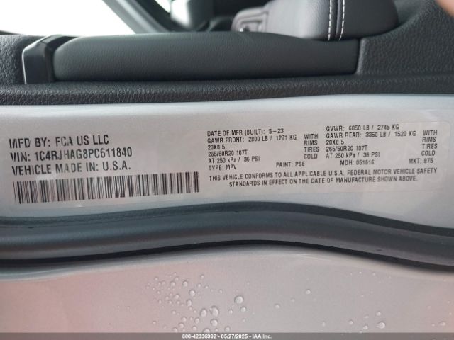 2023 JEEP GRAND CHEROKEE 1C4RJHAG8PC611840 Photo 8