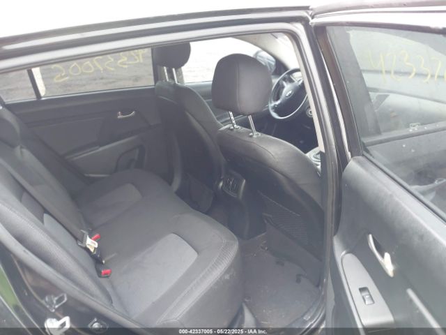 KNDPB3AC3F7793765 KIA Sportage Lx